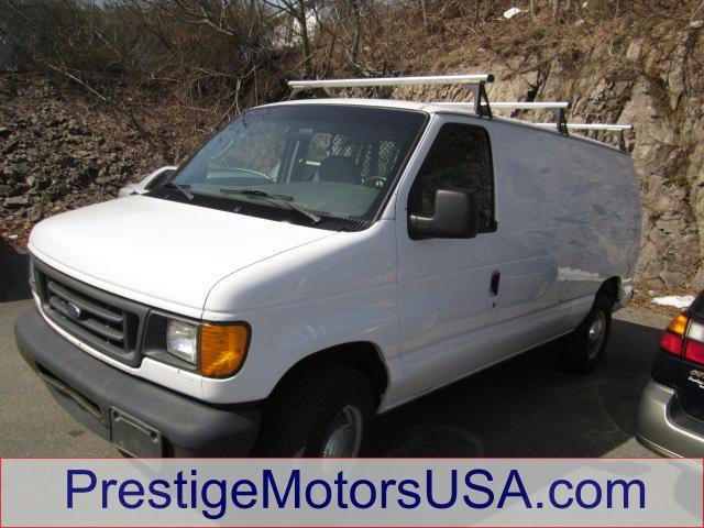 2003 FORD ECONOLINE oxford white - - - 2003 ford econoline cargo van e-250  - tilt wheel amfm st