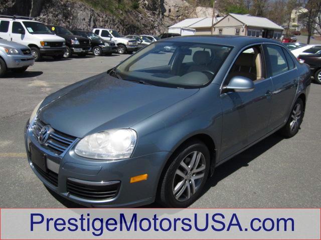 2006 VOLKSWAGEN JETTA 25L north sea green - - - 2006 volkswagen jetta sedan 4dr 25l auto pzev  -