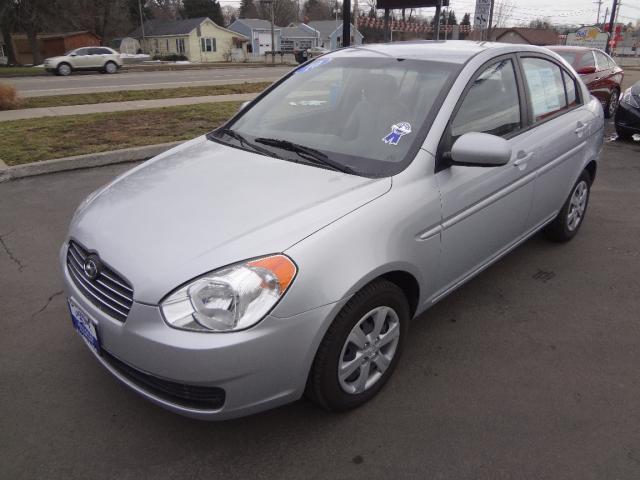 Tothego - 2010 Hyundai Accent_1