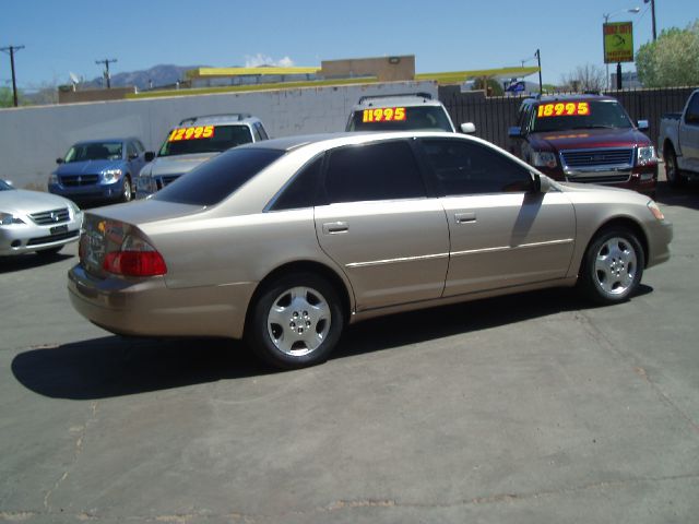 2004 Toyota Avalon
