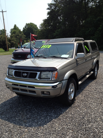 2000 Nissan Frontier for sale