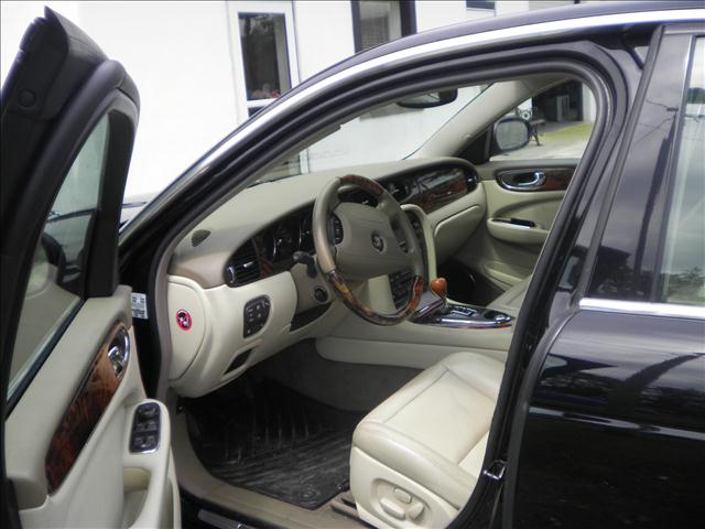 2004 Jaguar XJ8 for sale