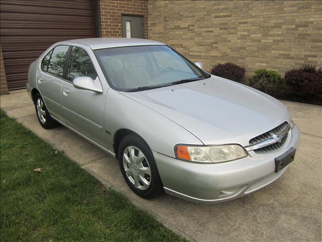 2001 Nissan Altima for sale