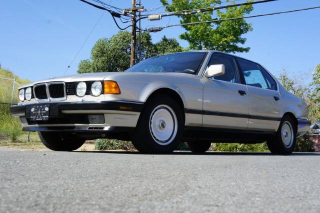 1989 BMW 7 series