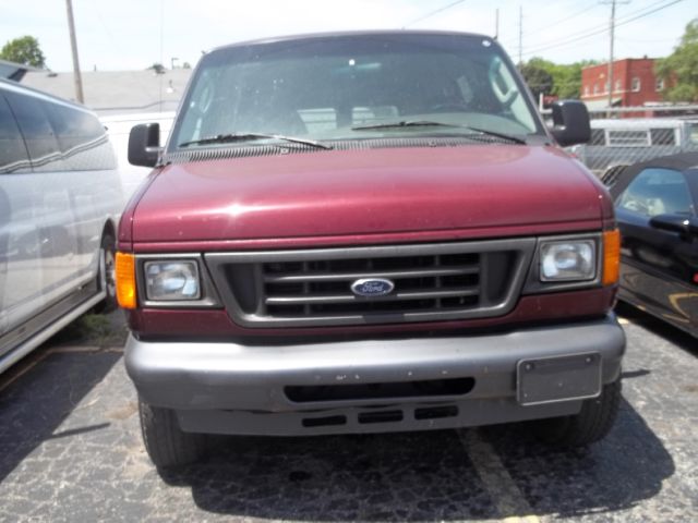 2005 Ford Econoline Wagon for sale