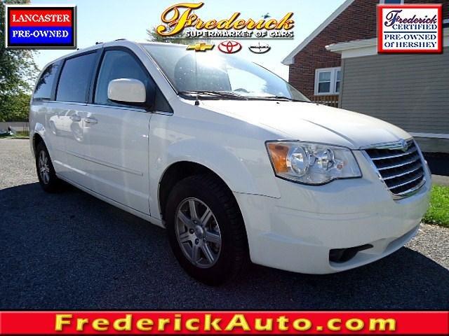2008 Chrysler Town & Country for sale