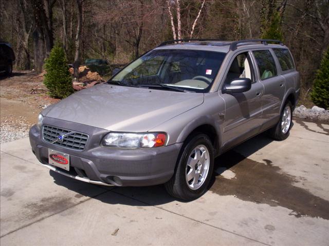 2001 Volvo V70 XC for sale