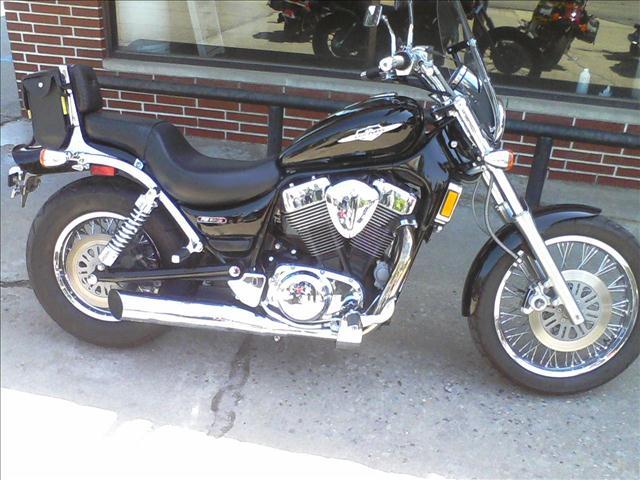 2006 Suzuki Boulevard S83