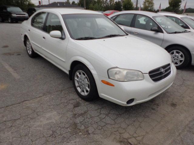2000 Nissan Maxima for sale