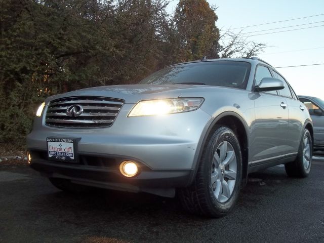 2004 Infiniti FX35