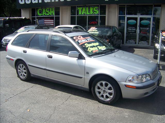 2002 Volvo V40 for sale