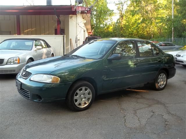 2000 Nissan Sentra for sale