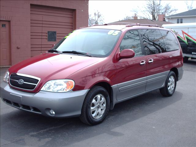 2005 Kia Sedona for sale