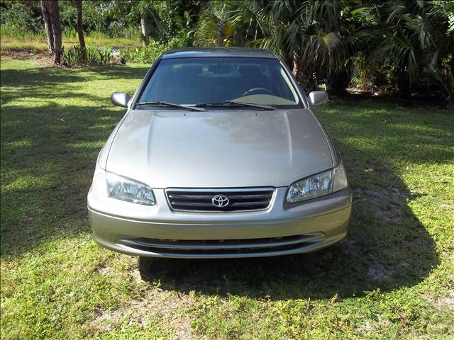 2000 Toyota Camry
