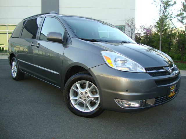 2005 Toyota Sienna