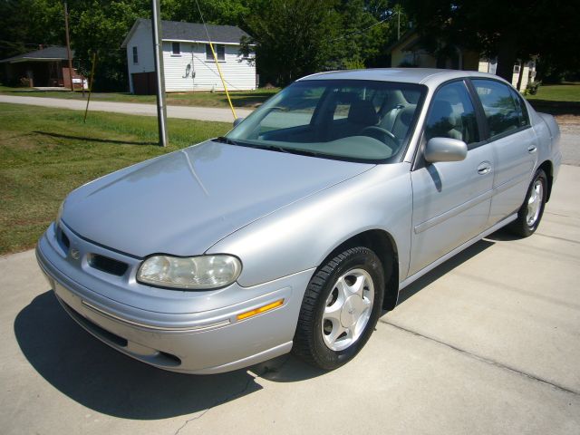 1999 Oldsmobile Cutlass for sale