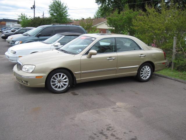 2004 Hyundai XG350