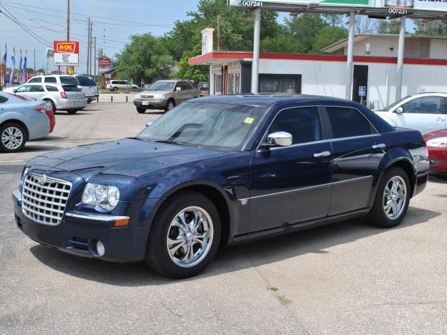 2005 Chrysler 300C for sale