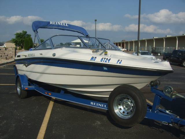 2005 Reinell 186 FNS