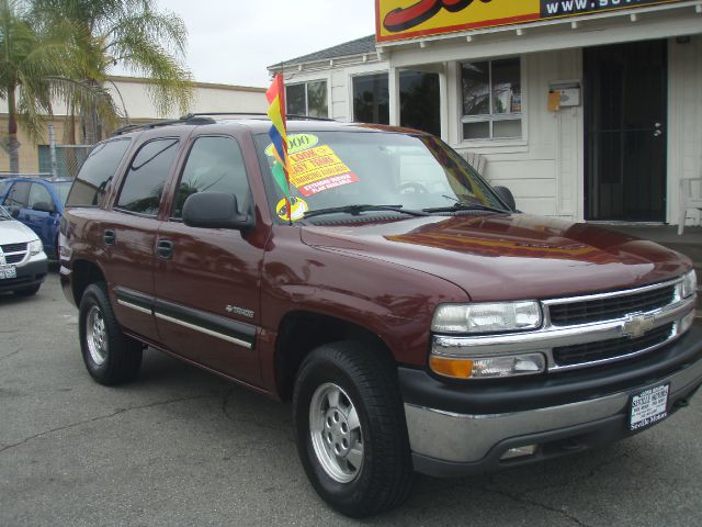 2000 CHEVROLET TAHOE 4WD maroon just arrivedever popular chevy tahoe  this 2000 model is