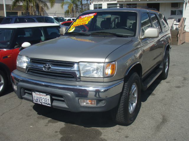 2002 TOYOTA 4RUNNER SR5 2WD gold just got inthe toyota 4runner is the most reliable suv ever