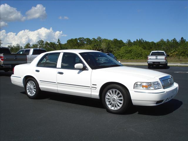 2011 Mercury Grand Marquis for sale