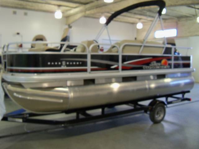 2012 TRACKER BASS BUGGY 18