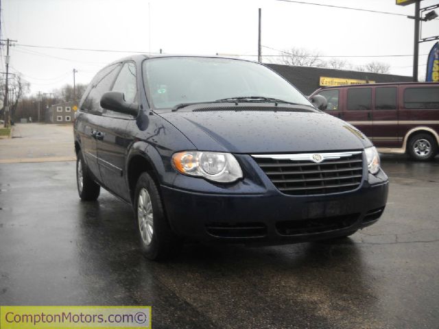 2006 Chrysler Town & Country