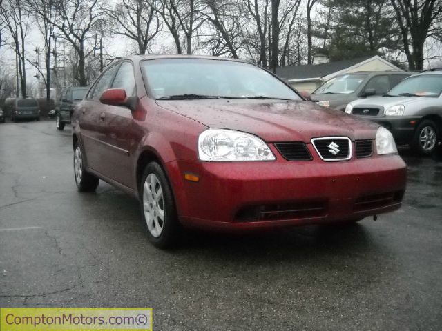 2005 Suzuki Forenza