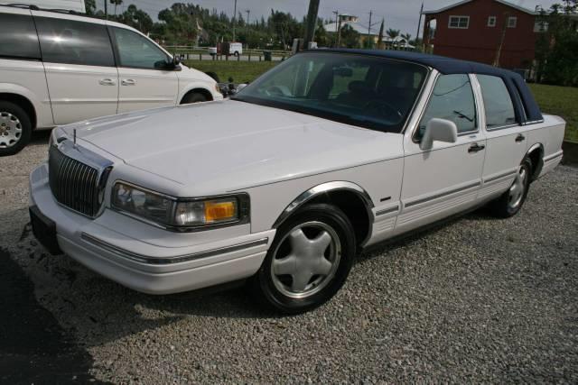 1996 Lincoln Town Car for sale
