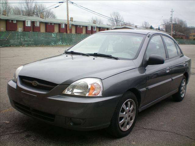 2005 Kia Rio for sale