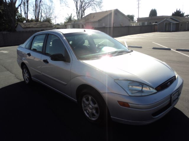 2001 FORD FOCUS LX, silver, 4 door, ...