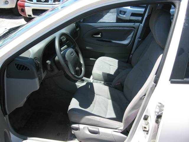 2000 Volvo S40