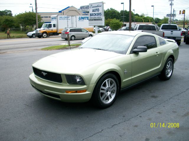 2005 Ford Mustang