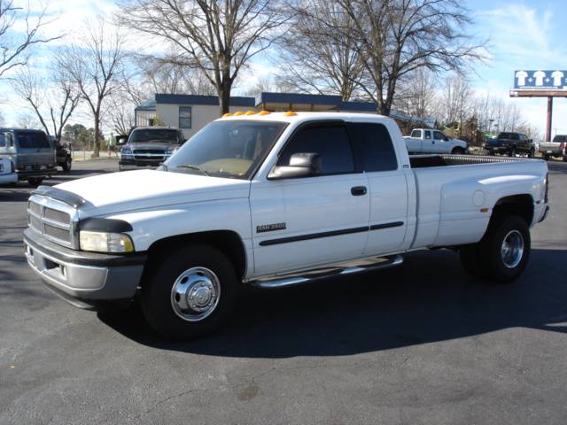 Dodge D350. 2001 Dodge D350 Pickup 0 miles
