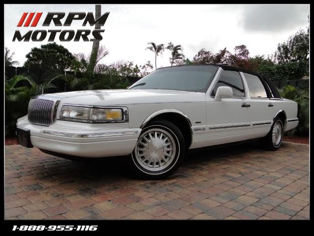 1996 Lincoln Town Car for sale