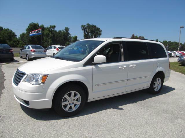 2010 Chrysler Town & Country for sale