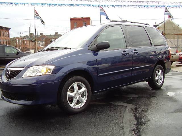 2003 Mazda MPV