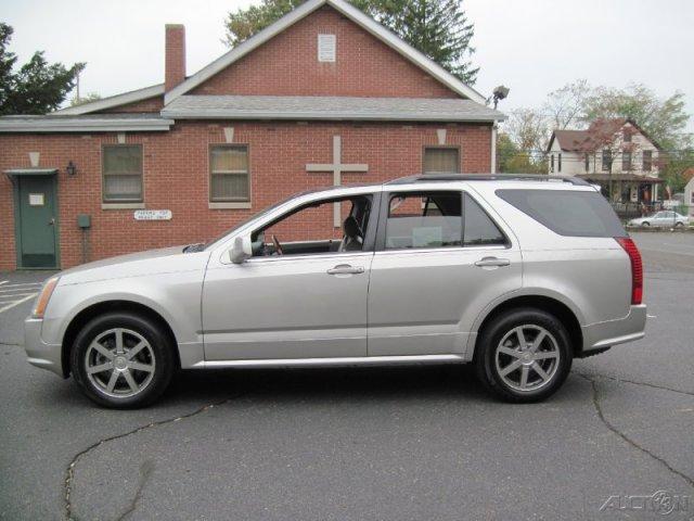 2004 Cadillac SRX for sale