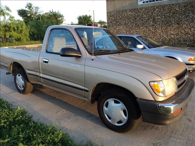 2000 Toyota Tacoma for sale