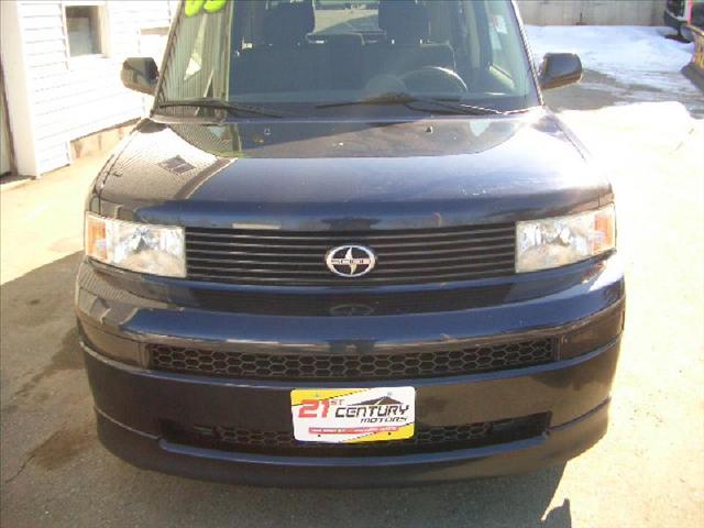 2005 Scion xB