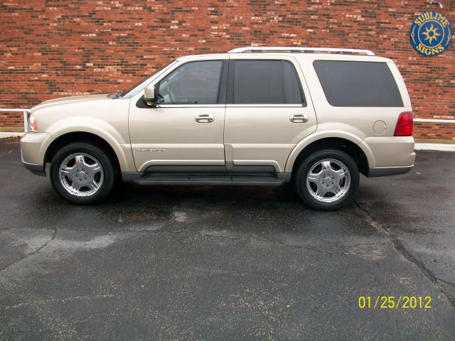 2004 Lincoln Navigator