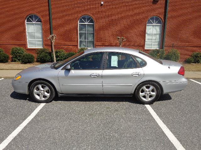 2001 Ford Taurus