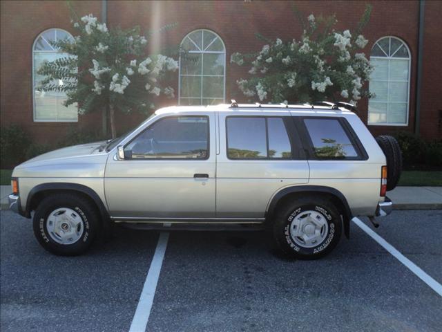1995 Nissan Pathfinder for sale