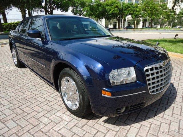 Tothego - 2005 Chrysler 300_1