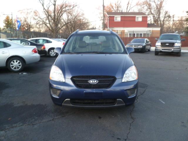 2007 Kia Rondo