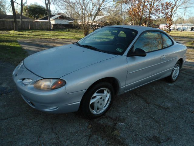 1999 Ford Escort
