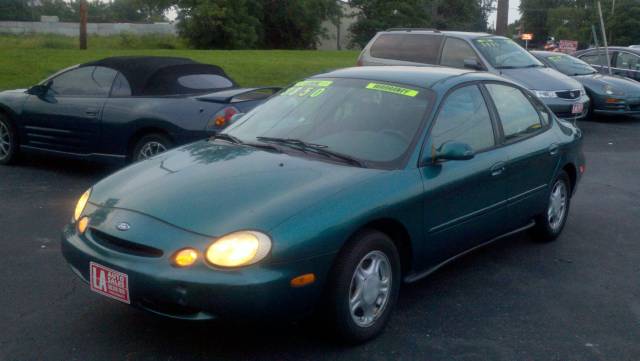 1997 Ford Taurus for sale