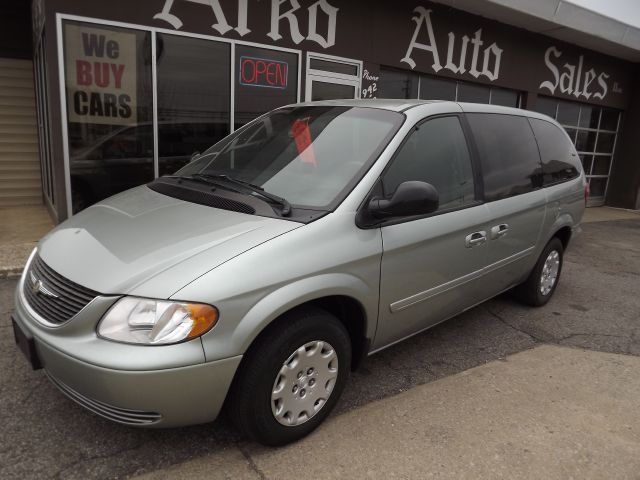 2004 Chrysler Town and Country for sale