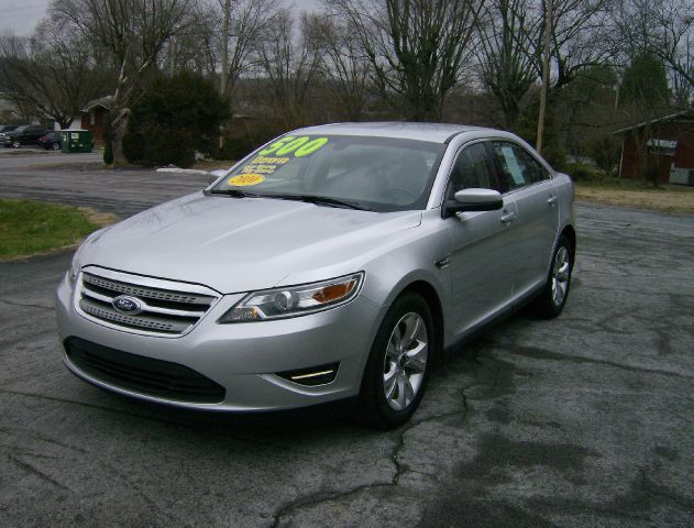 2010 Ford Taurus